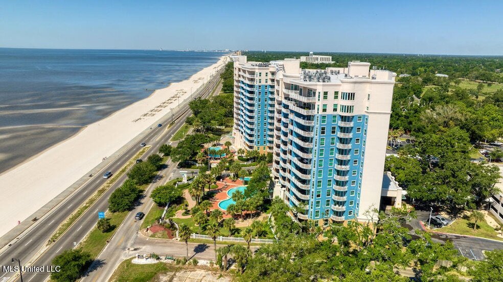 Primary Photo - 2228 Beach Dr