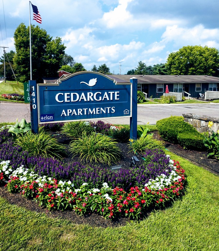 Primary Photo - Cedargate