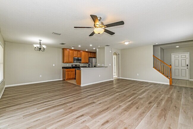Foto del edificio - 3348 Thistledown Ln