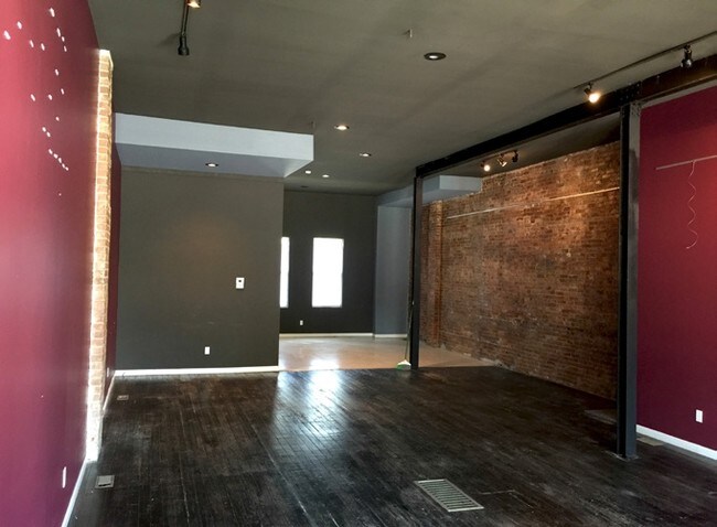 Foto del diseño de interior - 7617 S Broadway