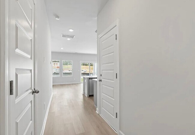 Foto del edificio - Brand New 3/2.5 Move In Ready Now!