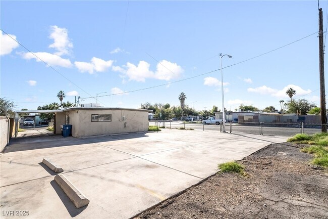 Foto del edificio - 1604 Ardmore St