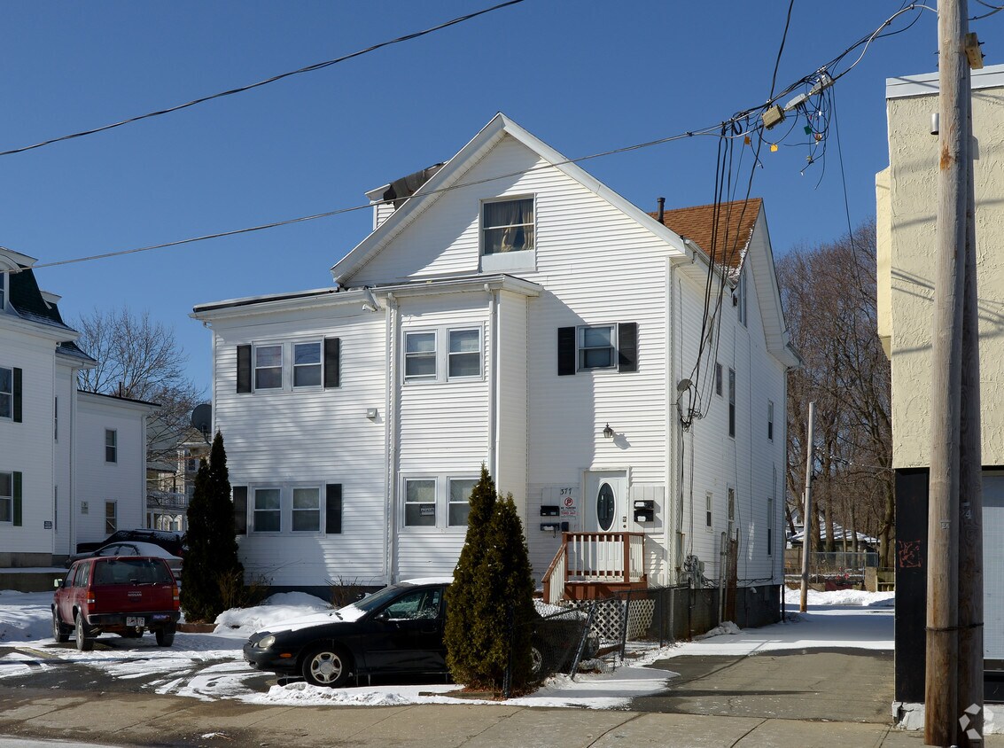 377 Main St, Brockton, MA 02301 Apartments in Brockton, MA