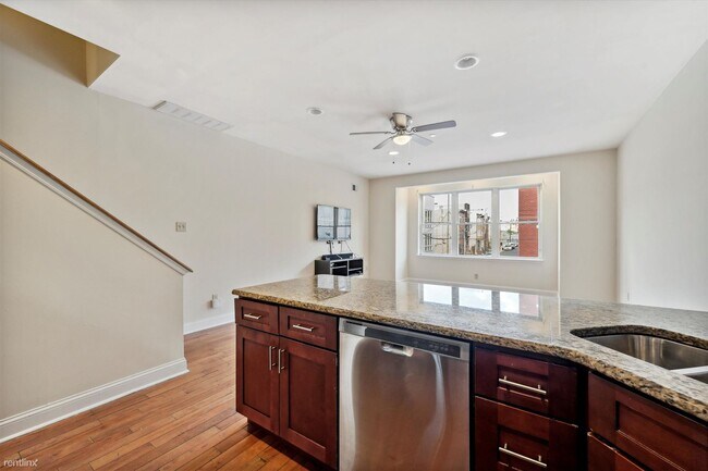 Foto del edificio - 5 br, 3 bath Duplex - 1916 N 18TH ST Unit 2