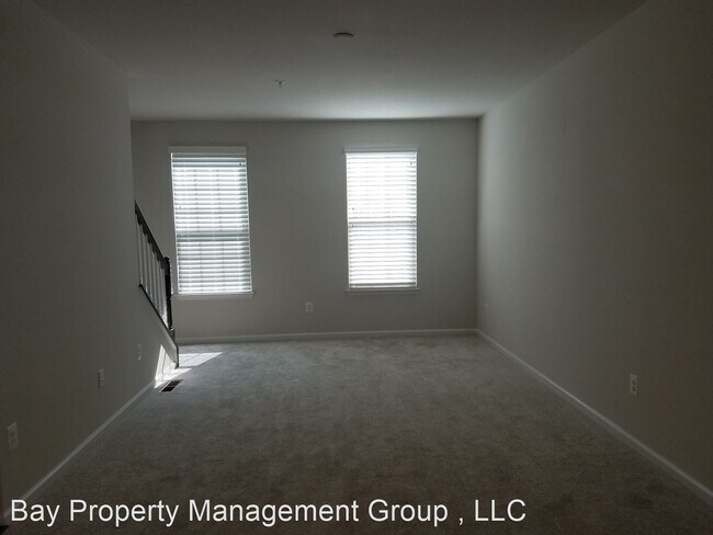 Building Photo - 2 br, 2.5 bath House - 108 S Newkirk St
