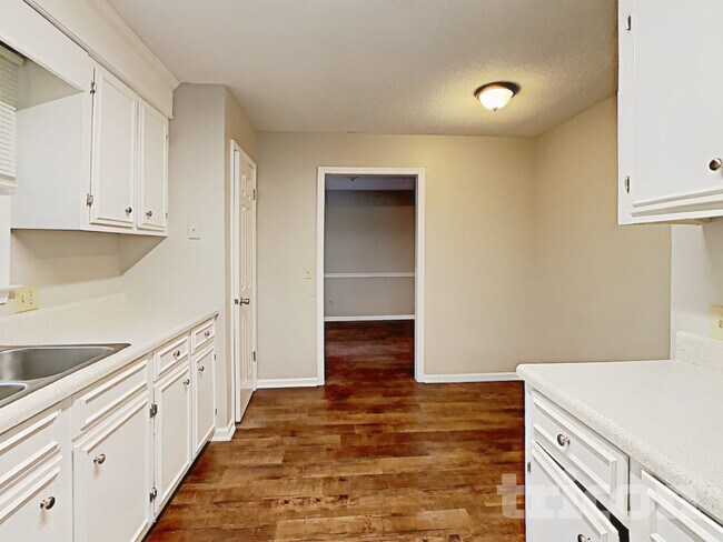 Foto del edificio - 308 Cockspur Rd