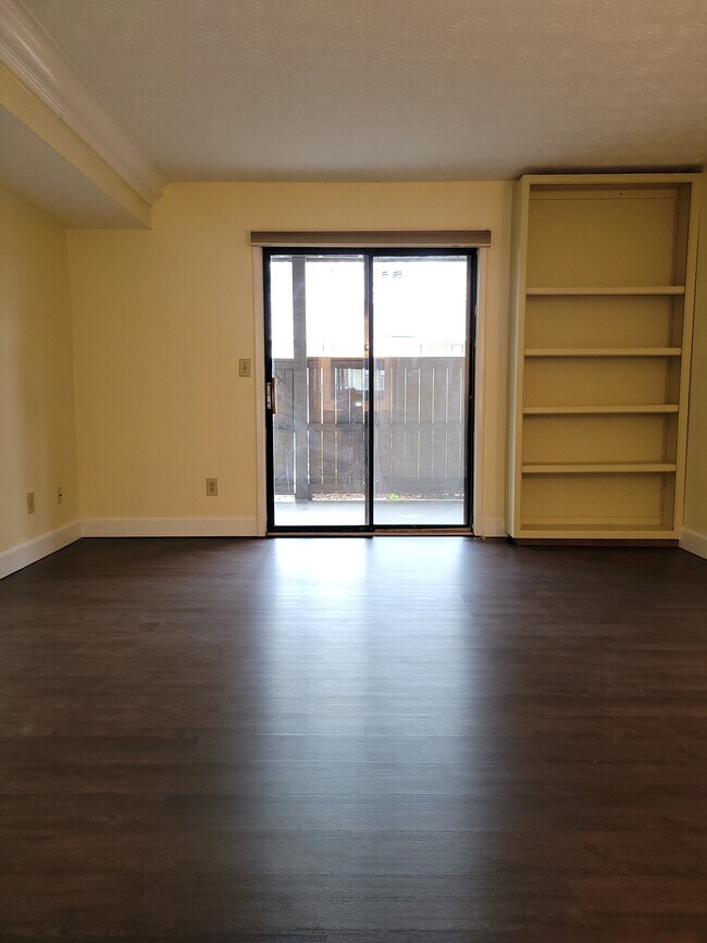 Foto del edificio - 309 Park Ridge Cir