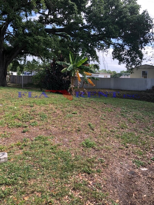 **3/2 Manufactured home near Boggy Creek Road/Taft** - **3/2 Manufactured home near Boggy Creek Road/Taft**