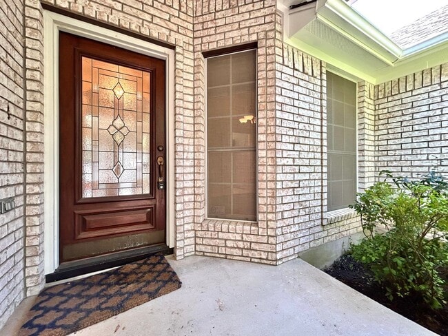 Building Photo - Beautiful 4 Bedroom, 2 Bathroom Home for R...
