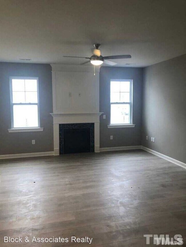 Building Photo - 1904 Cypress Cove Dr