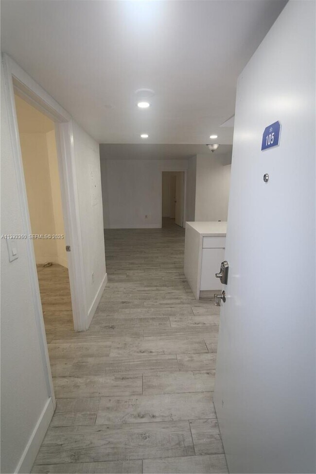 Foto del edificio - 10755 SW 108th Ave