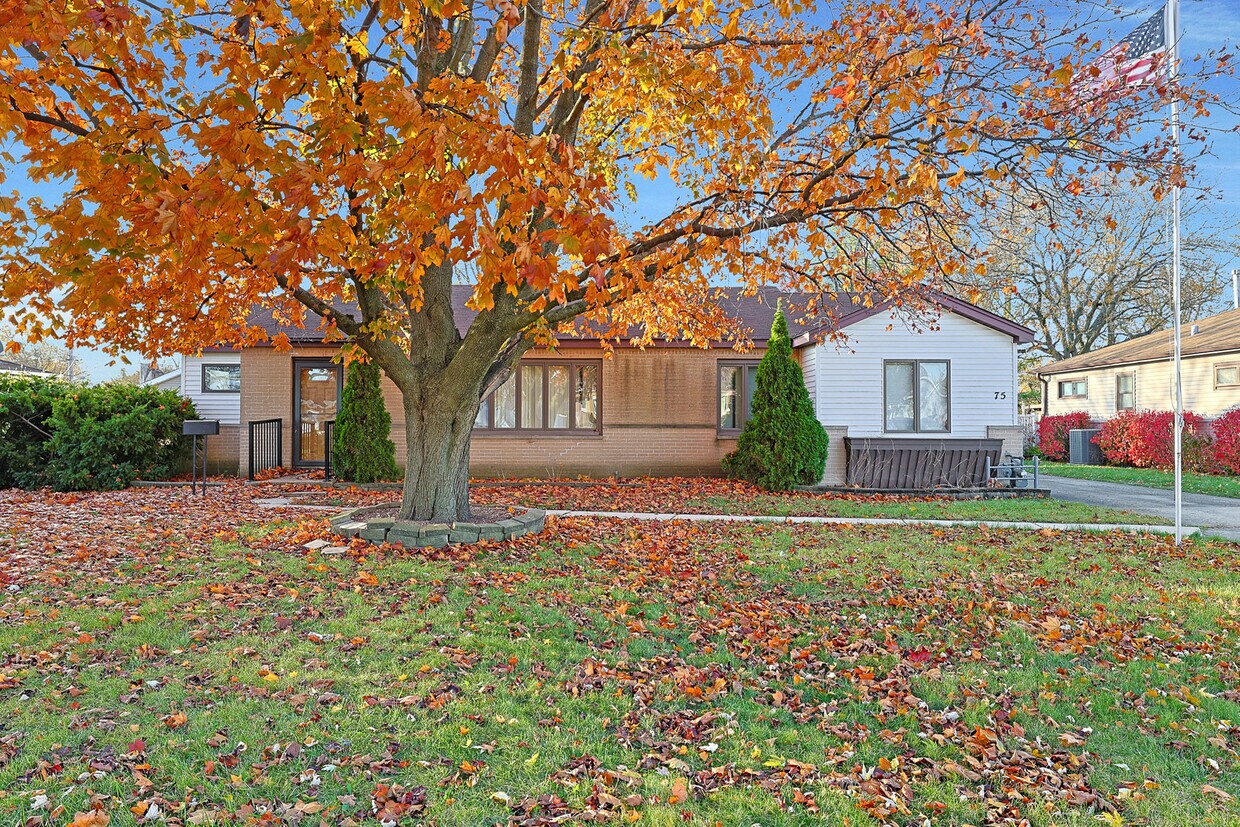 Foto principal - 75 Carthage Ln