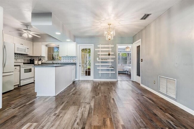 Building Photo - 2251 Habersham Dr