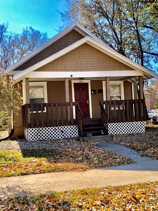 1216 Thurston St, Manhattan, KS 66502 House for Rent in Manhattan, KS