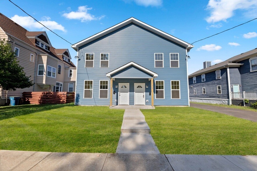 Foto principal - 76 N 4th St