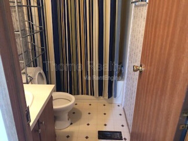 Foto del edificio - 137 Matts Ln