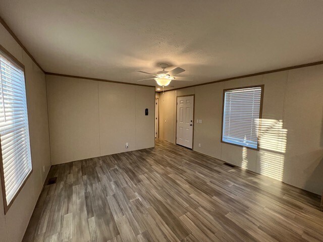 Foto del edificio - 23448 Winifred Ave