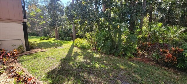 Foto del edificio - 160 Live Oak Woods Ct