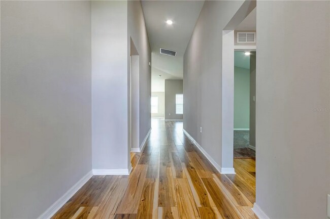 Foto del edificio - Beautiful Southside Lakeland Home! Ready f...