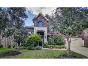 Building Photo - 10207 White Pines Dr