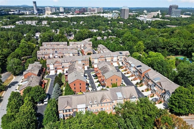 Building Photo - 3423 Triview Square