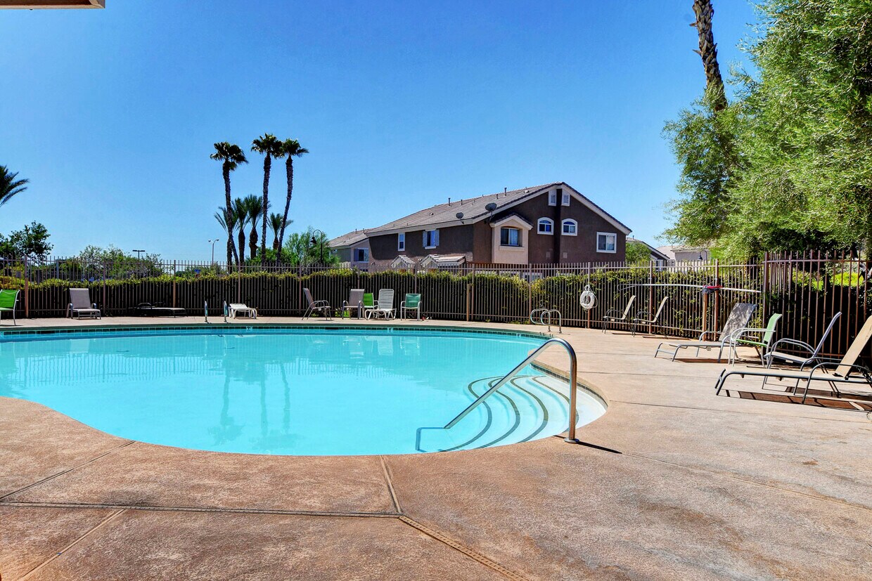 Foto principal - 6733 Lookout Lodge Ln