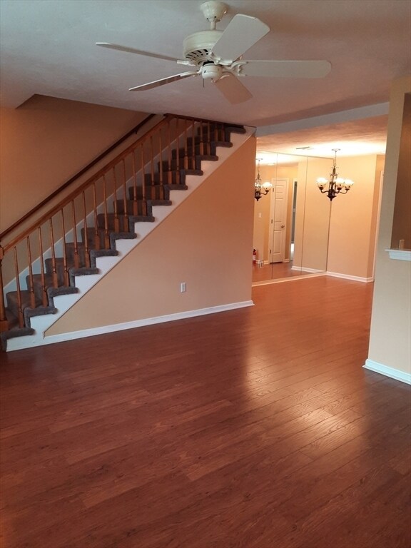 Foto del edificio - 25 Hobart Ln