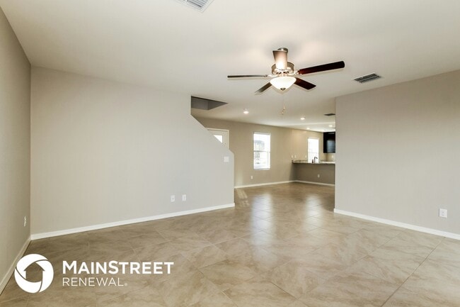 Building Photo - 3939 S 82nd Dr