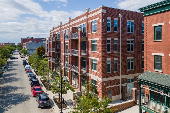 Building Photo - Monroe Aberdeen Place