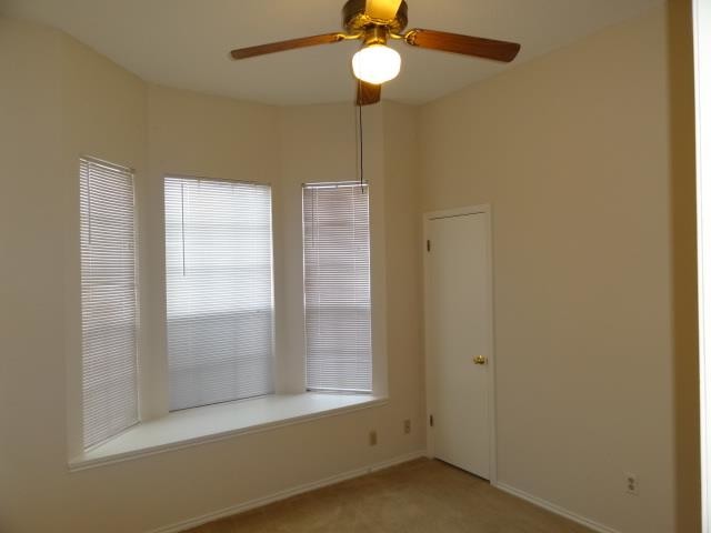 Foto del edificio - 2202 Quiet Wood Dr