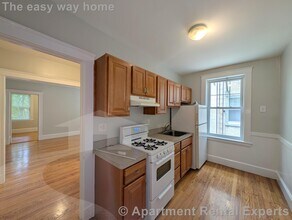 Building Photo - 156-158 Summer St Unit #114
