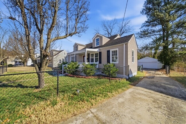 Foto del edificio - 4549 Bankhead Ave