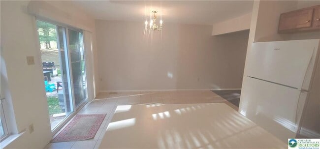 Building Photo - 1600 Greystone Cir