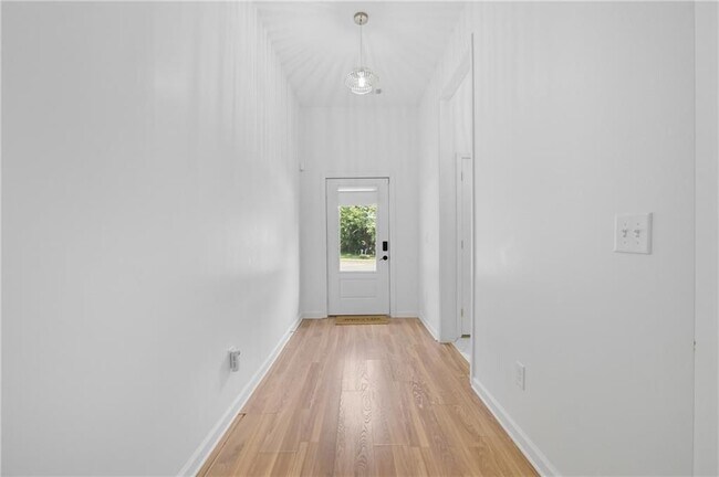 Foto del edificio - 1278 Plaza Ave