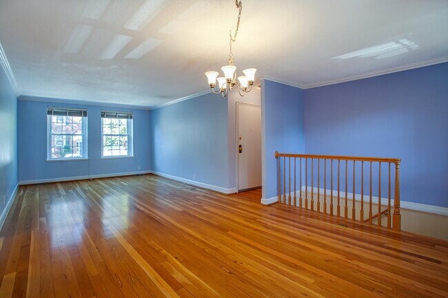 Building Photo - 3071 S Buchanan St