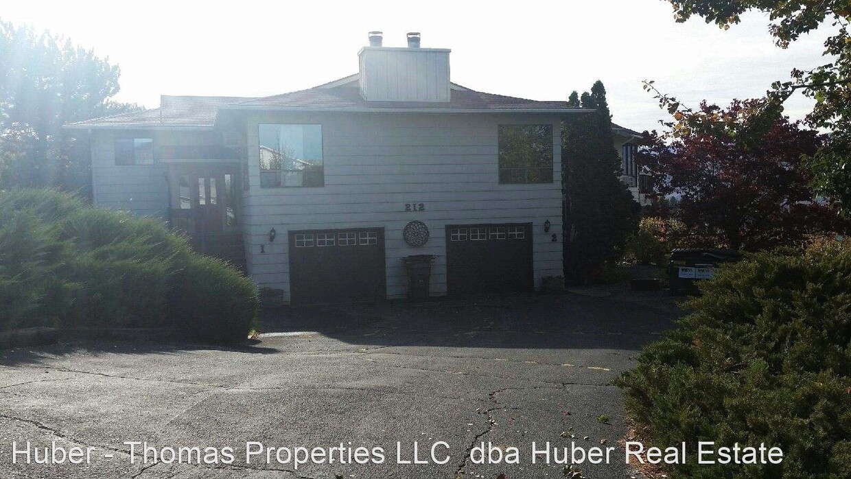 Foto principal - 2 br, 1 bath House - 212 Stull Court #1