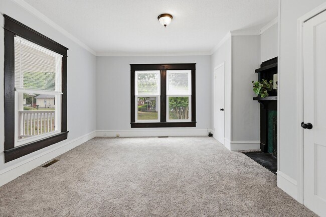Foto del edificio - 716 Everett St