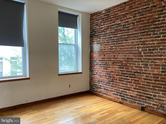 Building Photo - 21 N 3rd St