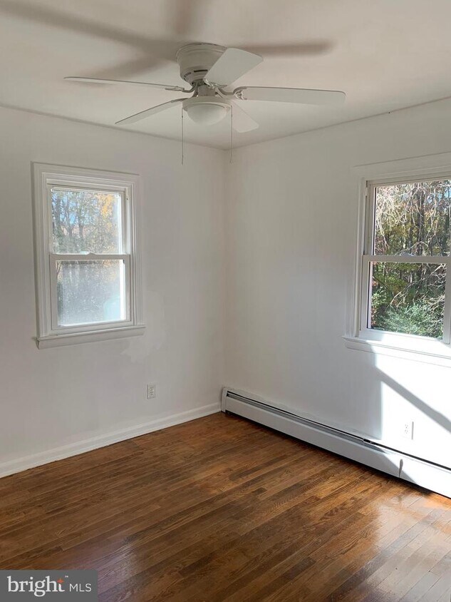 Foto principal - 48555 Beachville Rd
