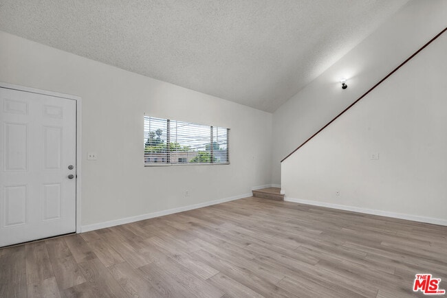 Building Photo - 7343 Comstock Ave