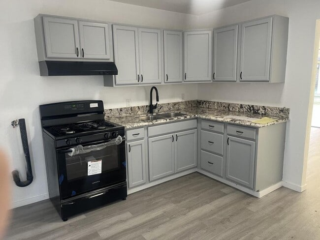 Building Photo - 785 S Farmersville Blvd