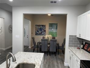 Foto del edificio - 2611 Lakeridge Dr