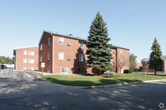 Beverly Hills Apartments Rentals North Muskegon, MI