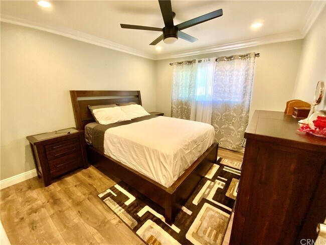 Foto del edificio - 5500 Ackerfield Ave