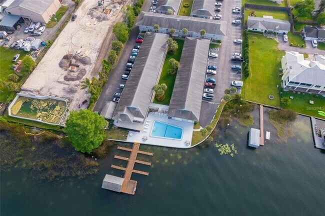 Small Condominium Complex - 4328 Edgewater Dr