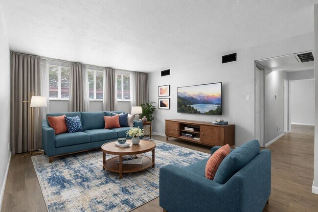 Foto del edificio - 2BR SFR • Stainless Appliances • Resort Amenities in Denver