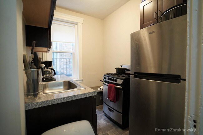 Foto del edificio - 366 Riverway