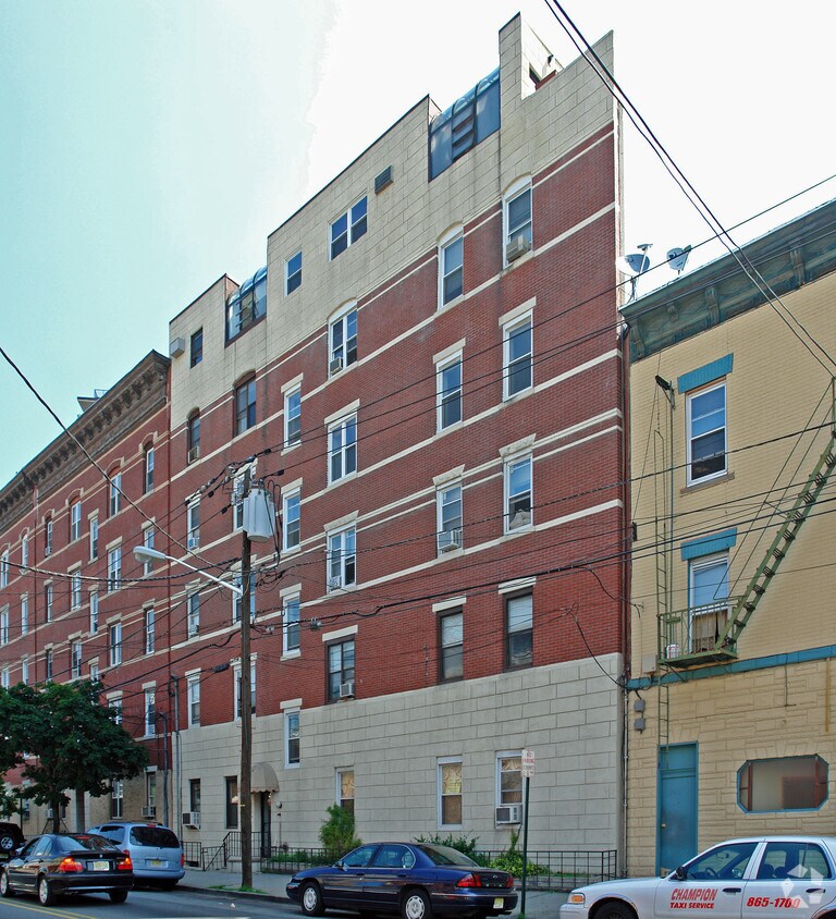 Primary Photo - 304 Paterson Plank Rd