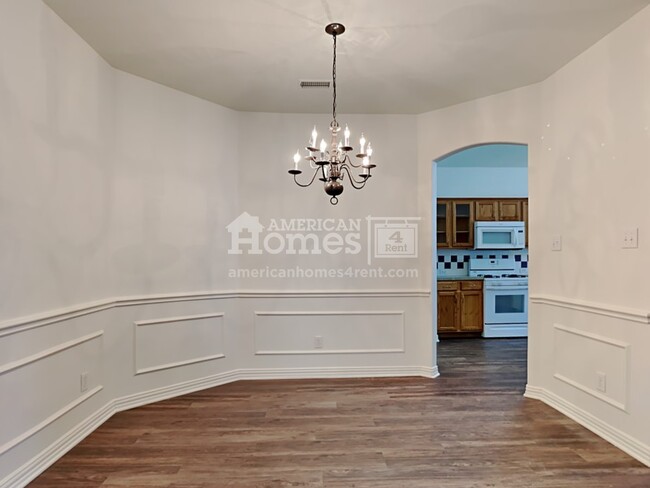 Foto del edificio - 7906 Clear Fork Trail