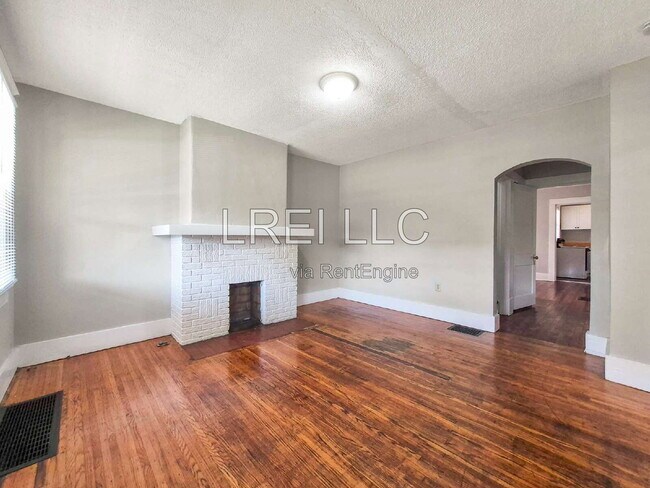 Foto del edificio - 311 S 38th St